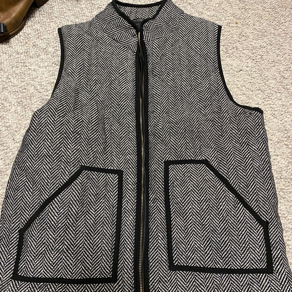 Houndstooth vest